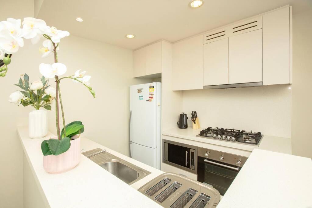 Apartment Cozy Apt In Wentworth Point